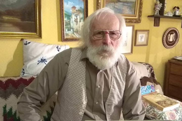 VID_20200119_184316_Easy-Resize.com